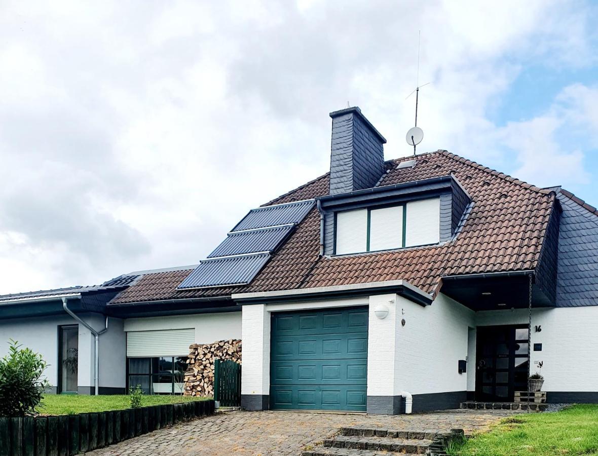 Fewo Eifelhoehe Kelberg Exterior photo